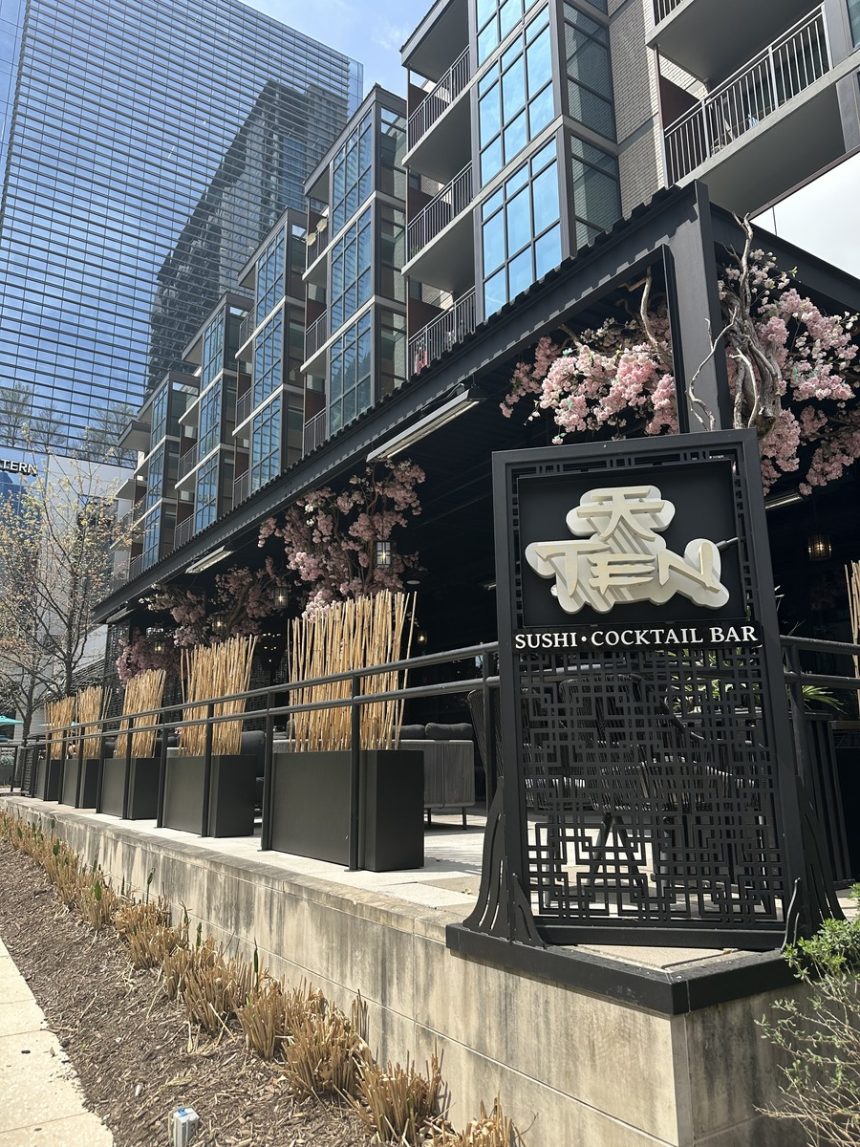 Dallas Restaurateurs Network and Grow at TEN Sushi + Cocktail Bar