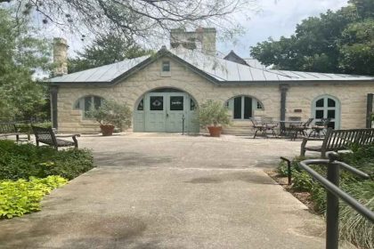 Jardín to close doors in May