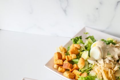 Saladworks and Frutta Bowls Debuting in Alamo City