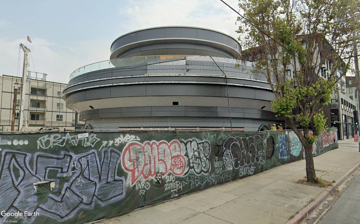 Tesla's Diner & Drive-In in Hollywood Getting Closer to Opening