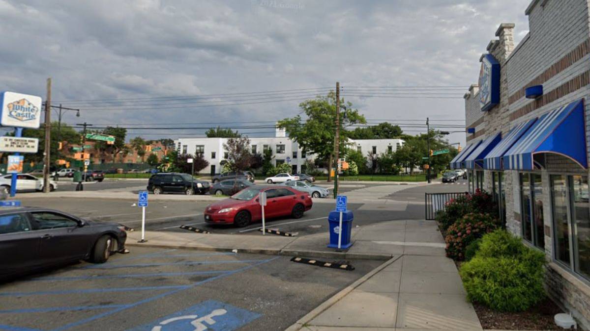 Empire Management will develop a new eight-story residential building at 229 Shepherd Avenue in Cypress Hills.