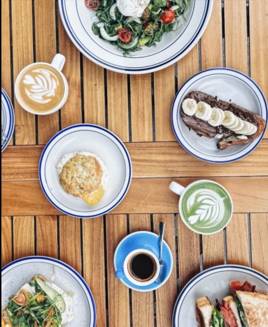 A Baked Joint Moving in With Sister Concept, La Betty
