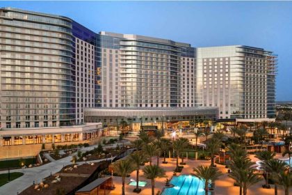Gaylord Pacific Resort and Convention Center opens in Chula Vista through a partnership project.