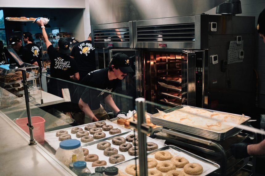 Jeff's Bagel Run Opening Throughout Charleston