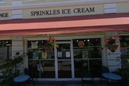 Sprinkles Ice Cream has earned the admiration of Palm Beach’s ice cream lovers for its 32+ flavors.