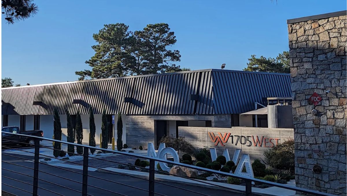 Meals On Wheels Atlanta has been home-delivering family-style meals to the elderly for the past six decades.