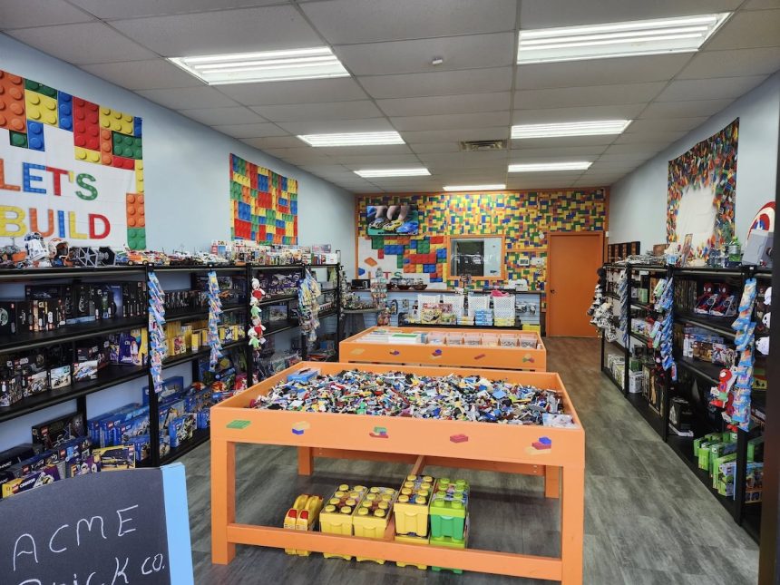 New Toy Store Opening Soon in Villa Rica