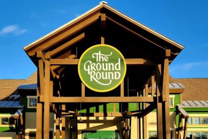 The Ground Round celebrates reopening