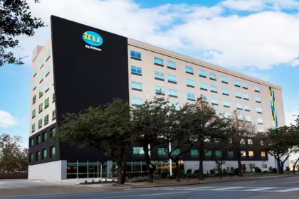 M Crowd Debuts Monkey Bar: A New Rooftop Destination for Elevated Sips and Dallas Skyline Views