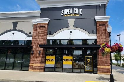 Super Chix Tukwila to hold grand opening soon