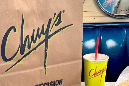 Chuy’s Fires Up The Griddle For Willis Debut-1