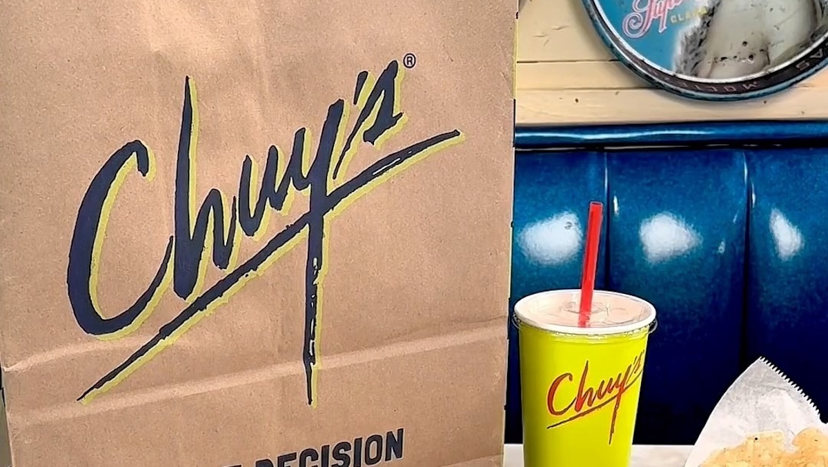 Chuy’s Fires Up The Griddle For Willis Debut-1