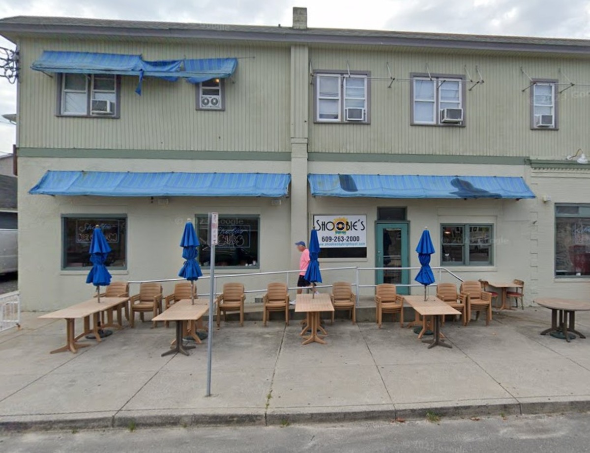 Coastal Chop House to Feed Beach-Goers