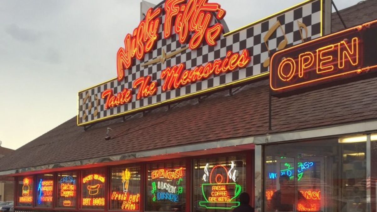 Nifty Fifty’s failed a recent health inspection due to incorrect holding temperature and cleanliness issues.