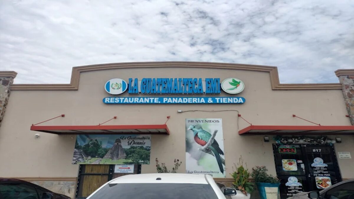Panaderia & Restaurant Guatemalteca failed a health inspection on May 30.