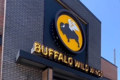 Buffalo Wild Wings Plans Interior Refresh At Conroe Location-1