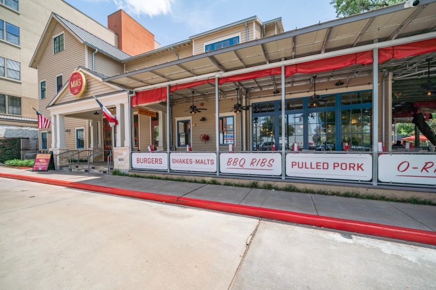 Mia’s Table Is Coming To Bellaire With A Family-Focused Favorite-1