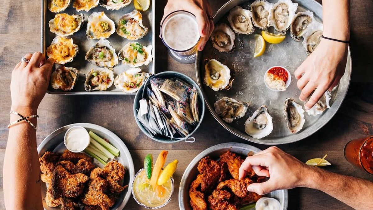 The restaurant focuses on sustainability and collaborates with ocean-friendly establishments