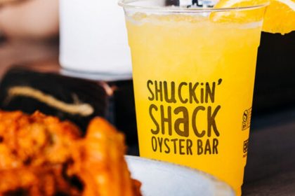 The restaurant also has live music