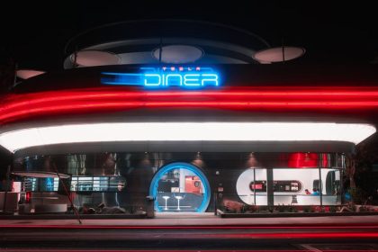 Visitors can enjoy hot dogs, burgers, wings, and hand-spun milkshakes served in Cybertruck-shaped boxes