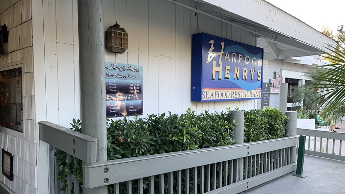Harpoon Henry's Seafood Restaurant closed after failed health inspection