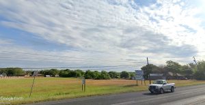 La Vernia Local Building New Wood-Framed Restaurant