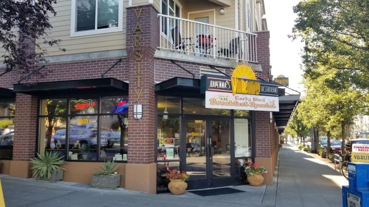 The owners are raising funds to avoid bankruptcy