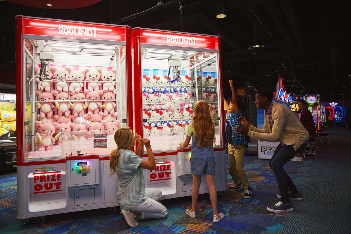 ROUND1 Bowling & Arcade and YUU Japanese Food Hall Coming to Palmdale
