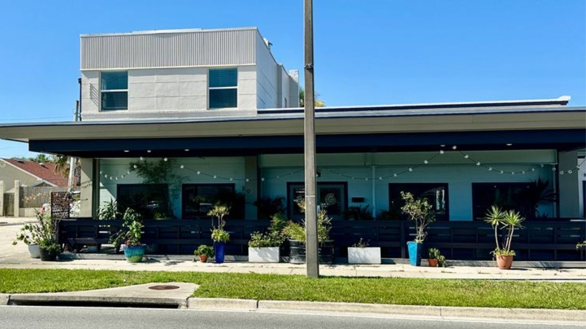 at 9 Anastasia Boulevard