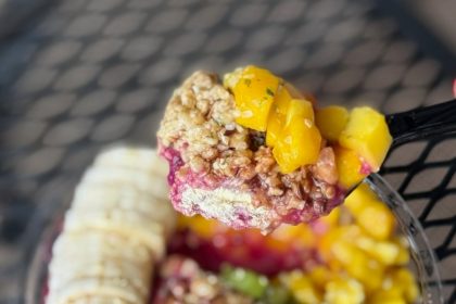 The healthy chain is partnered with a trio of local franchisees to open four new regional storefronts.