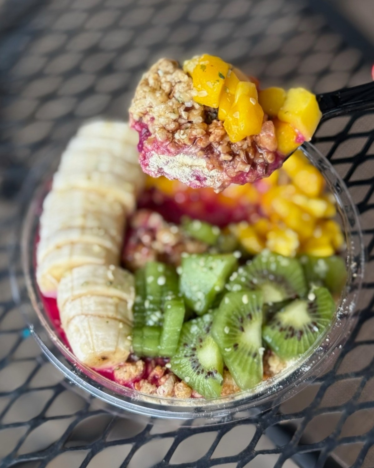 The healthy chain is partnered with a trio of local franchisees to open four new regional storefronts.