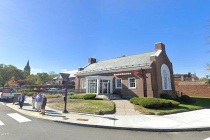 Hilliards Chocolates to Sweeten West Newton