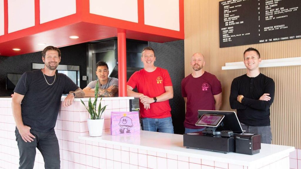 Little Ghost’s tempting menu features house-made sauces alongside beef sourced from Fairway Packing Co. The burger joint offers vegetarian, vegan, gluten-free, and kid items to Ferndale locals as well.