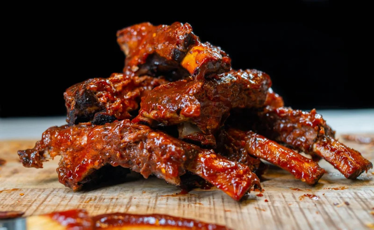 Biggs Ribs Bringing Slow-Cooked Barbecue to Hamilton