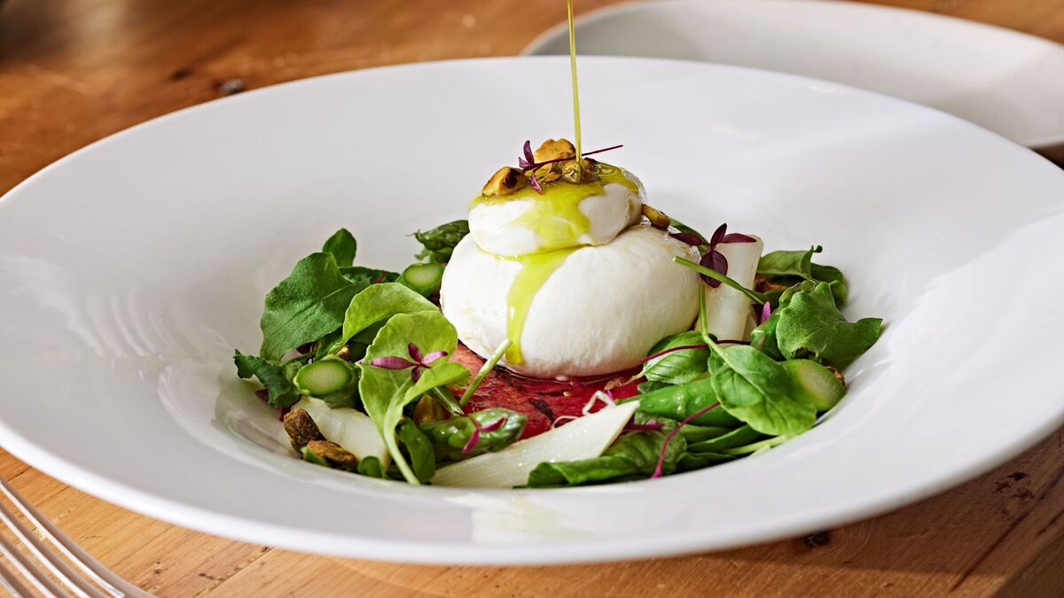 Pacific Reach and Dilawri Acquire The Ritz-Carlton Toronto