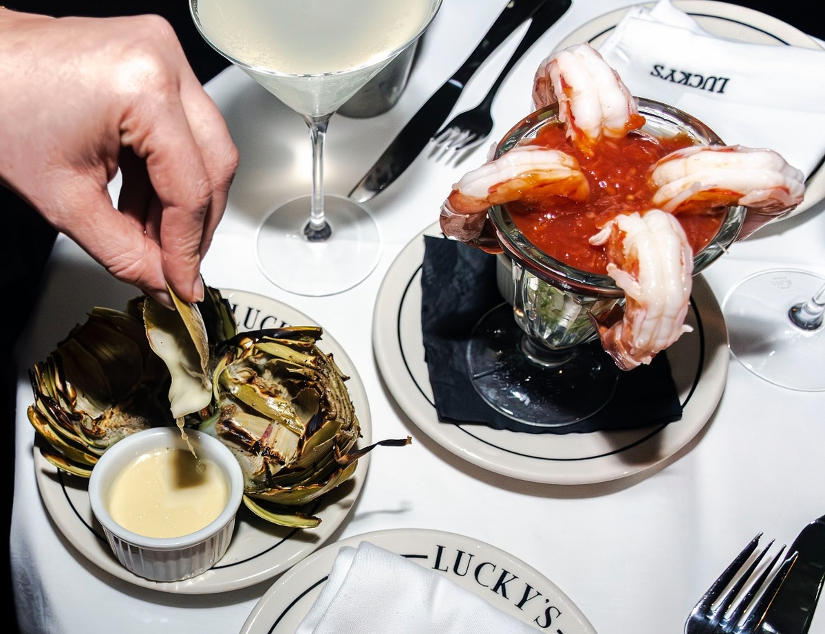 Lucky's Steakhouse Opening First Los Angeles Location