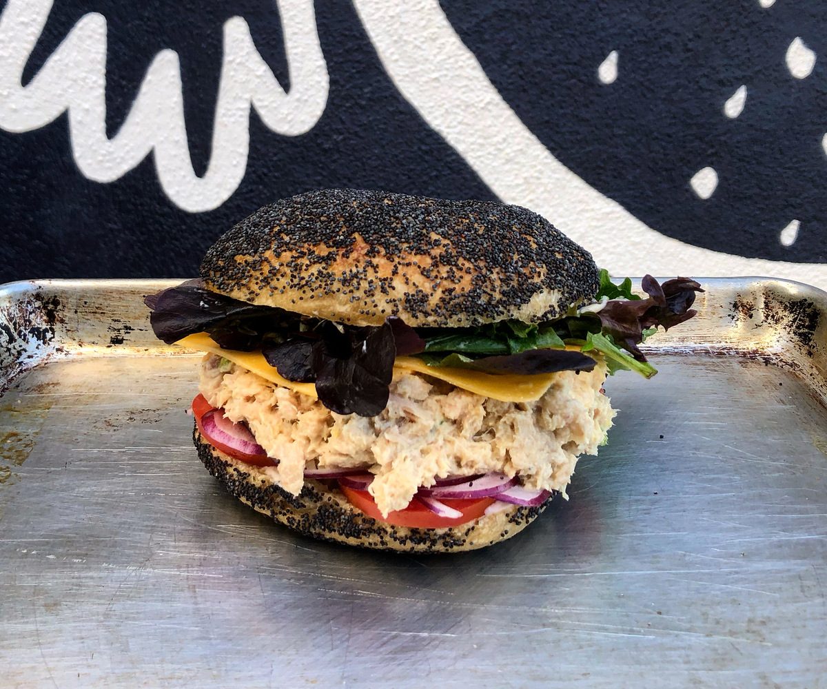 Hank’s Bagels Coming to Brentwood