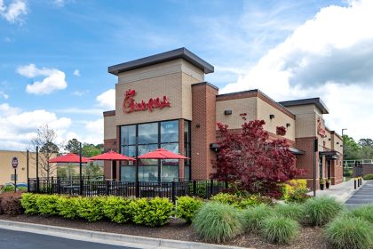Chick-fil-A opens new location in Forest Hills