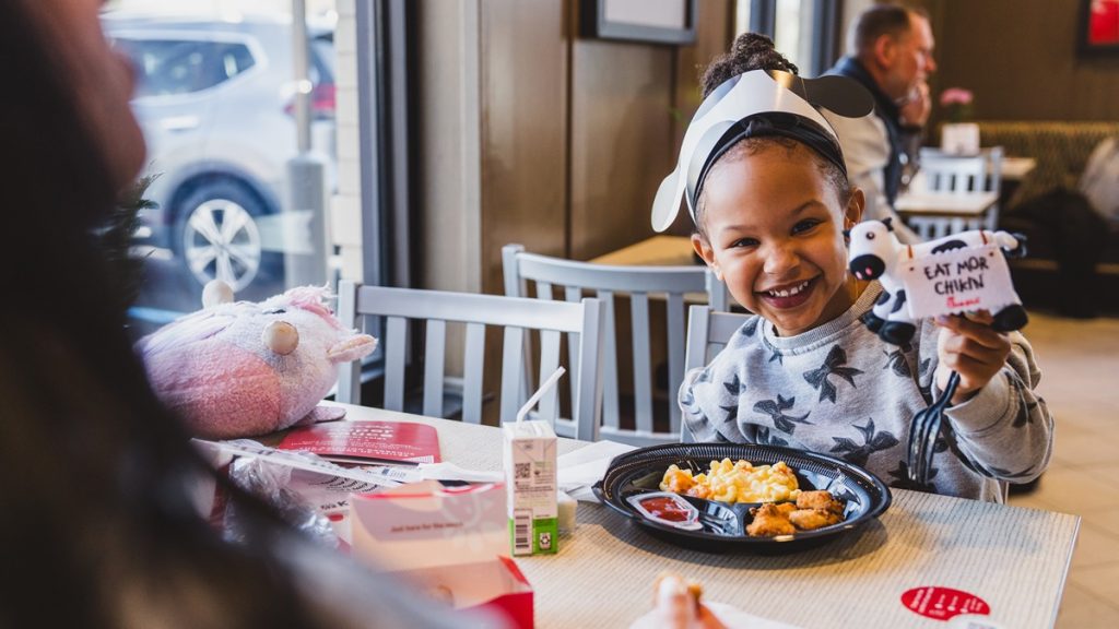 Chick-fil-A opens new location in Forest Hills