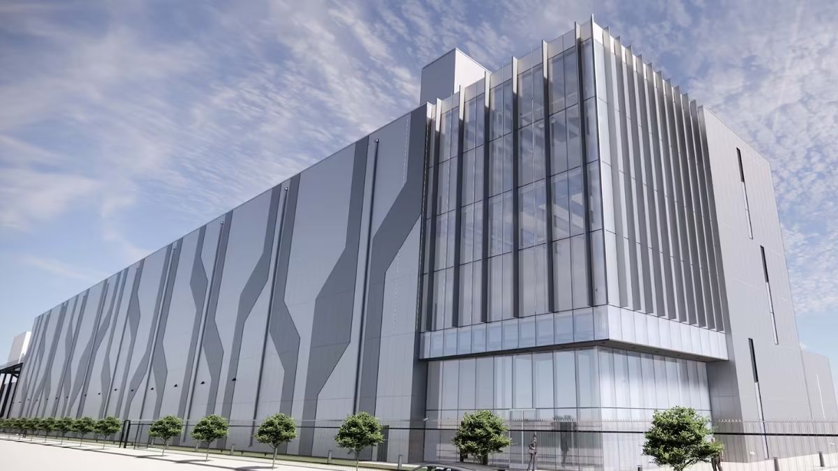 Goodman's LAX01 Vernon data center building