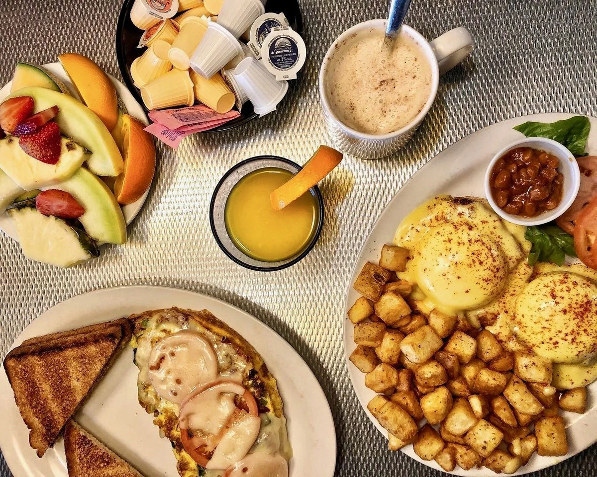 Zak’s Diner Replacing D’Arcy McGee’s at Ottawa International Airport