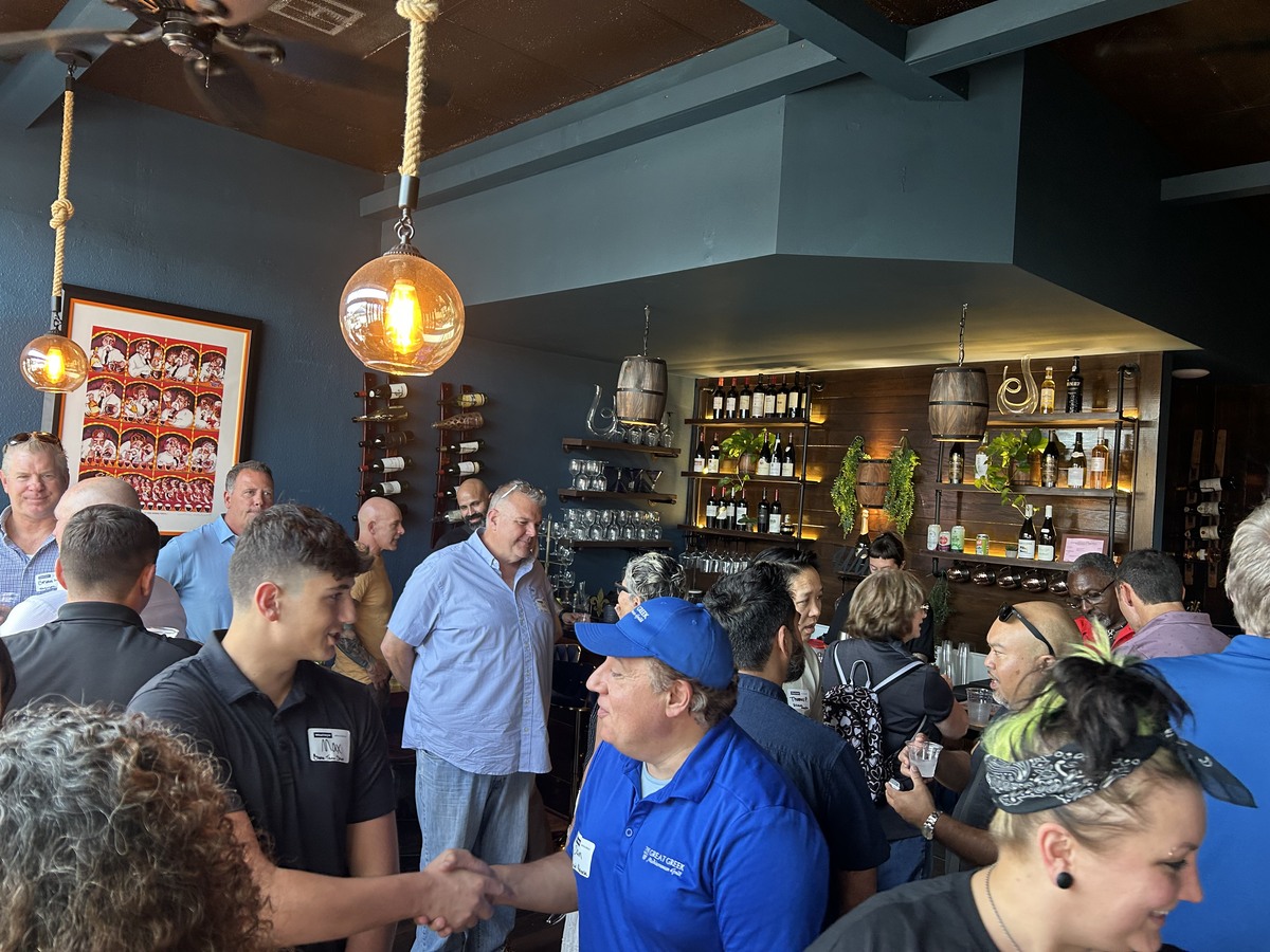 San Diego Restaurateurs Gather for “Accelerate” Event at Frenchy’s Hideout