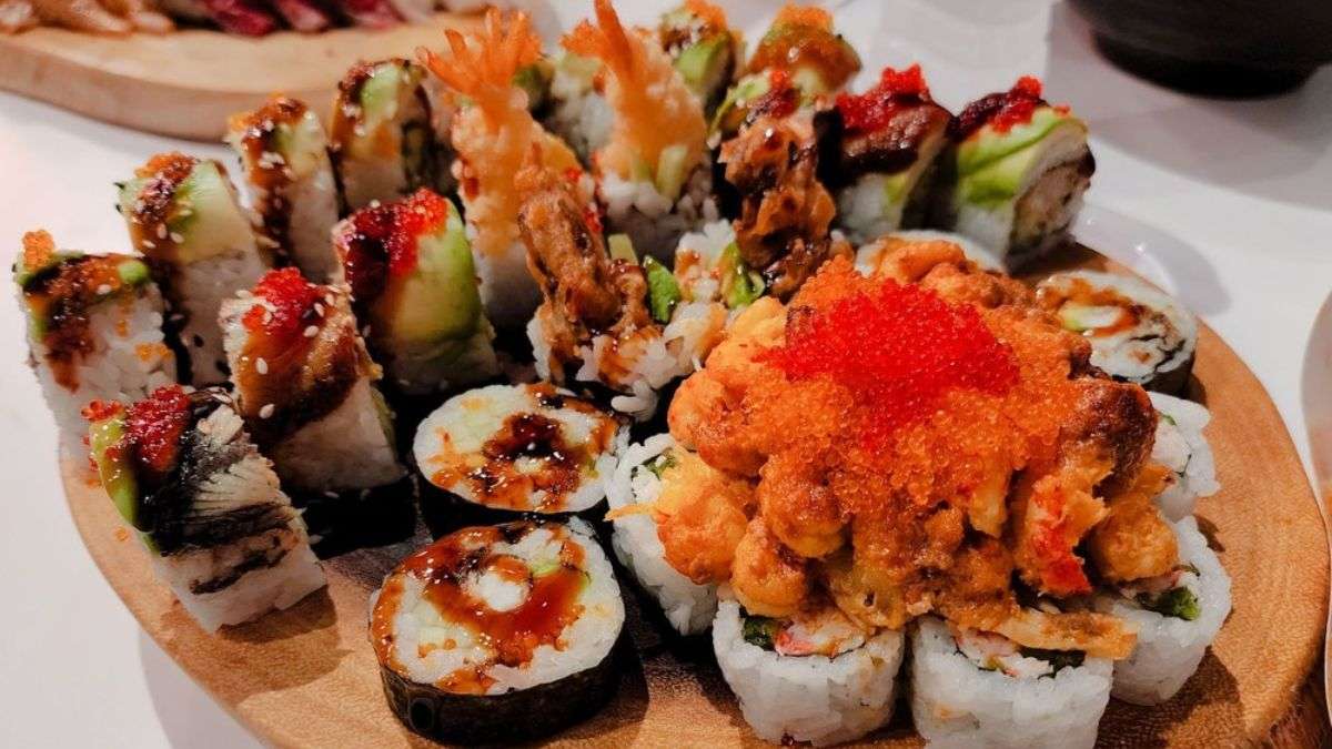 Nama Restaurant shushi platter