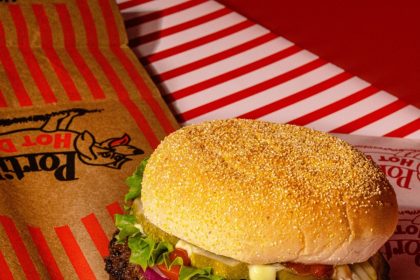 Hot Dog! Illinois-Favorite Making Way to DFW