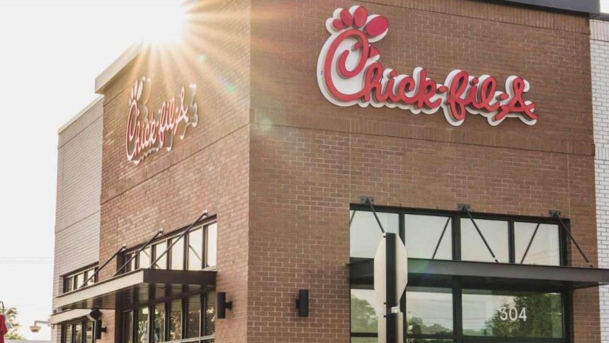 Chick-fil-A Quincy Ave. & Picadilly Rd. invites Aurora locals to its latest flavors this fall, available for a limited time.