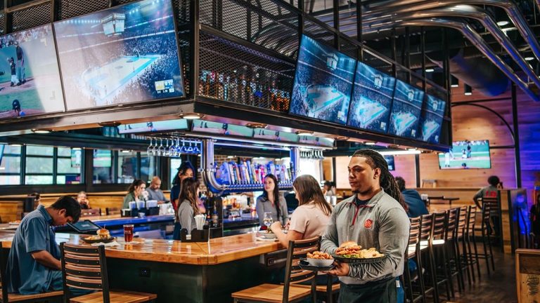 Walk-On’s Opening at Durbin Park
