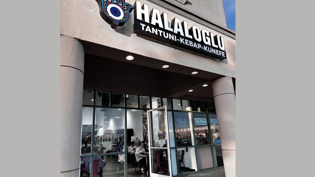 cockroach activity and unsanitary conditions