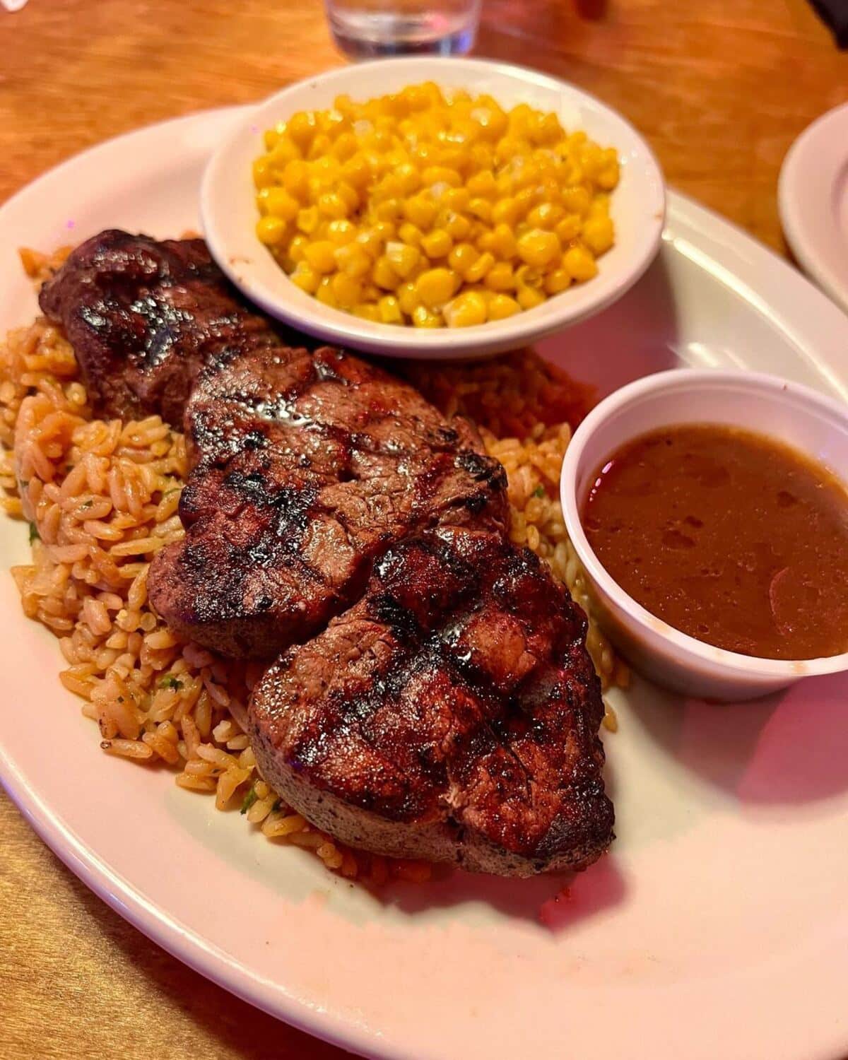 Texas Roadhouse Planning Two New LA Locations