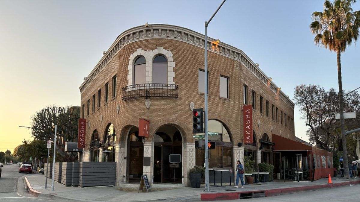 Akasha Cafe and Bakery