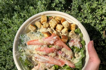 Seafood Chain Sets Opening Date for Texas Debut